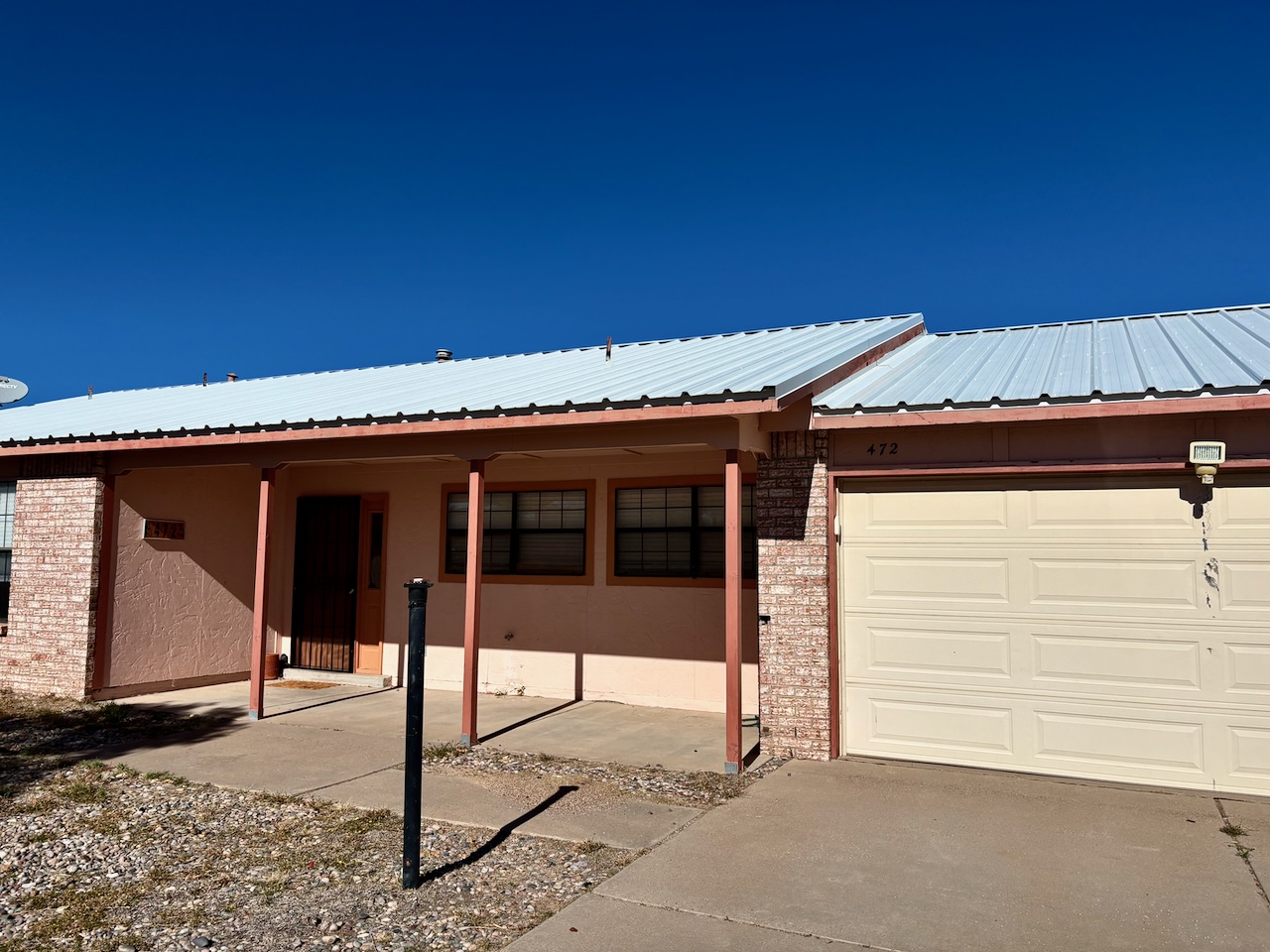 472 Copper Dr NE