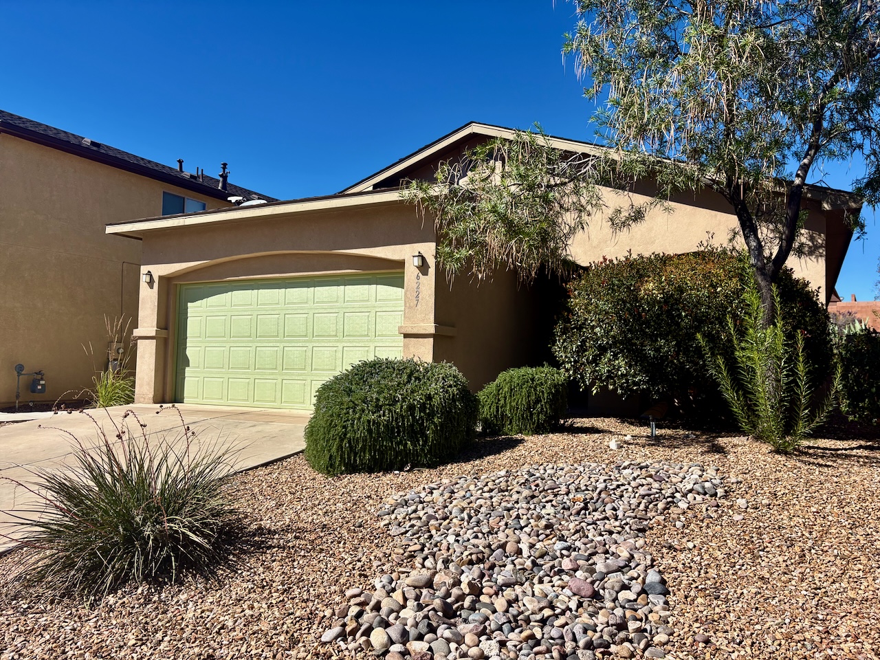 6227 Nueva Espana Road Northwest
